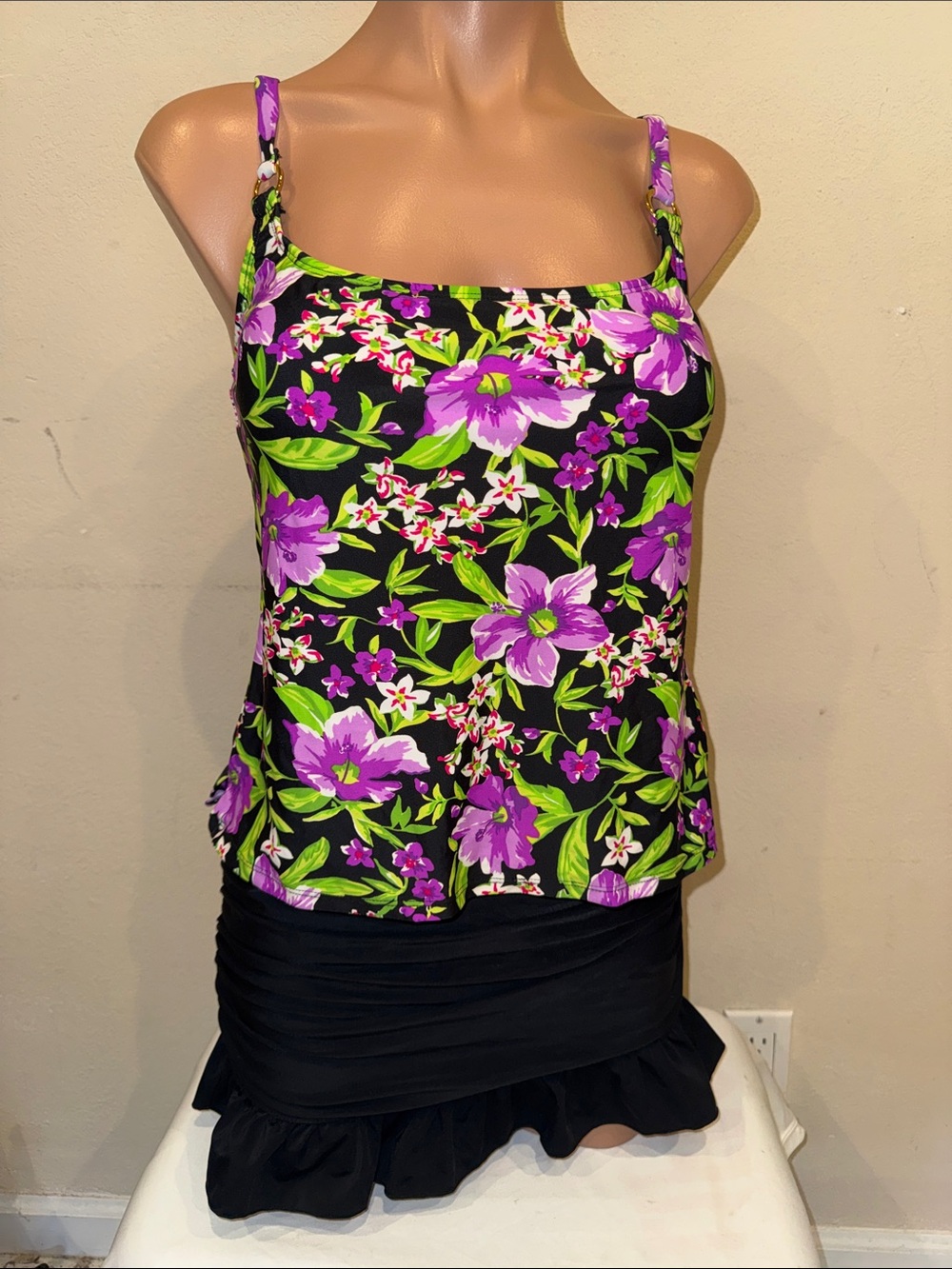NWT Island Escape Tankini set swim skirt